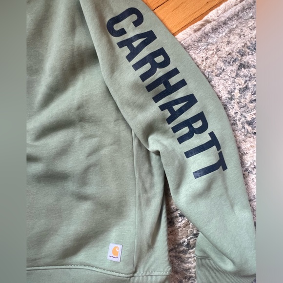 Carhartt Women’s NWOT relaxed fit crew neck sweatshirt - Picture 5 of 5